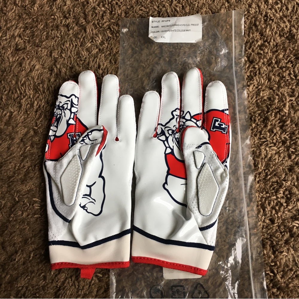 Nike Fresno state football gloves new xxl